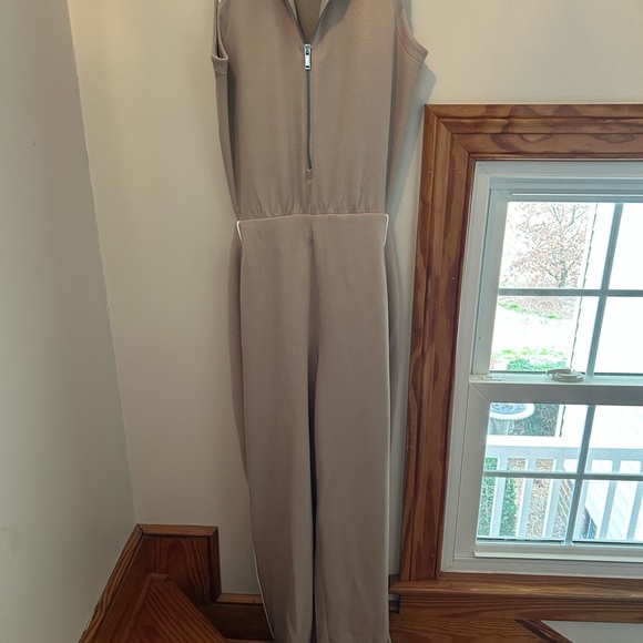 NWT SPANX Air Essentials Sleeveless Jumpsuit - Picture 5 of 7